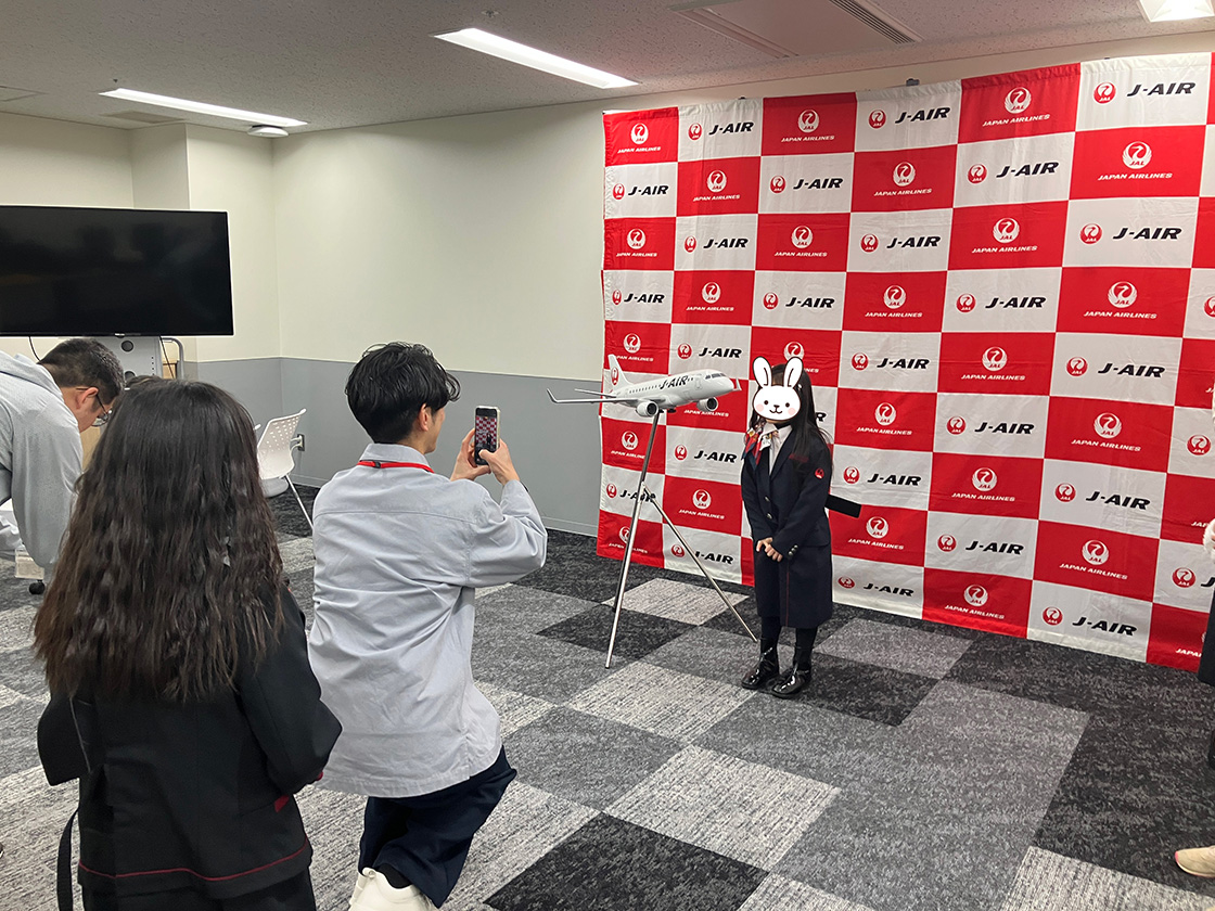 大阪国際空港（伊丹）JALグループ格納庫・バックヤード見学ツアー