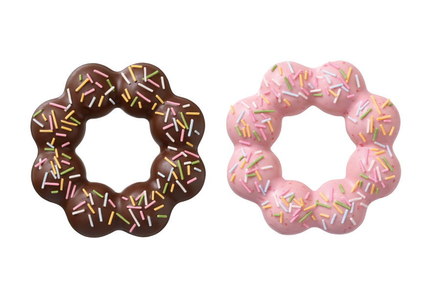 （左から）「ポン・デ・リース チョコ」、「ポン・デ・リース ストロベリー」（各194円〜）